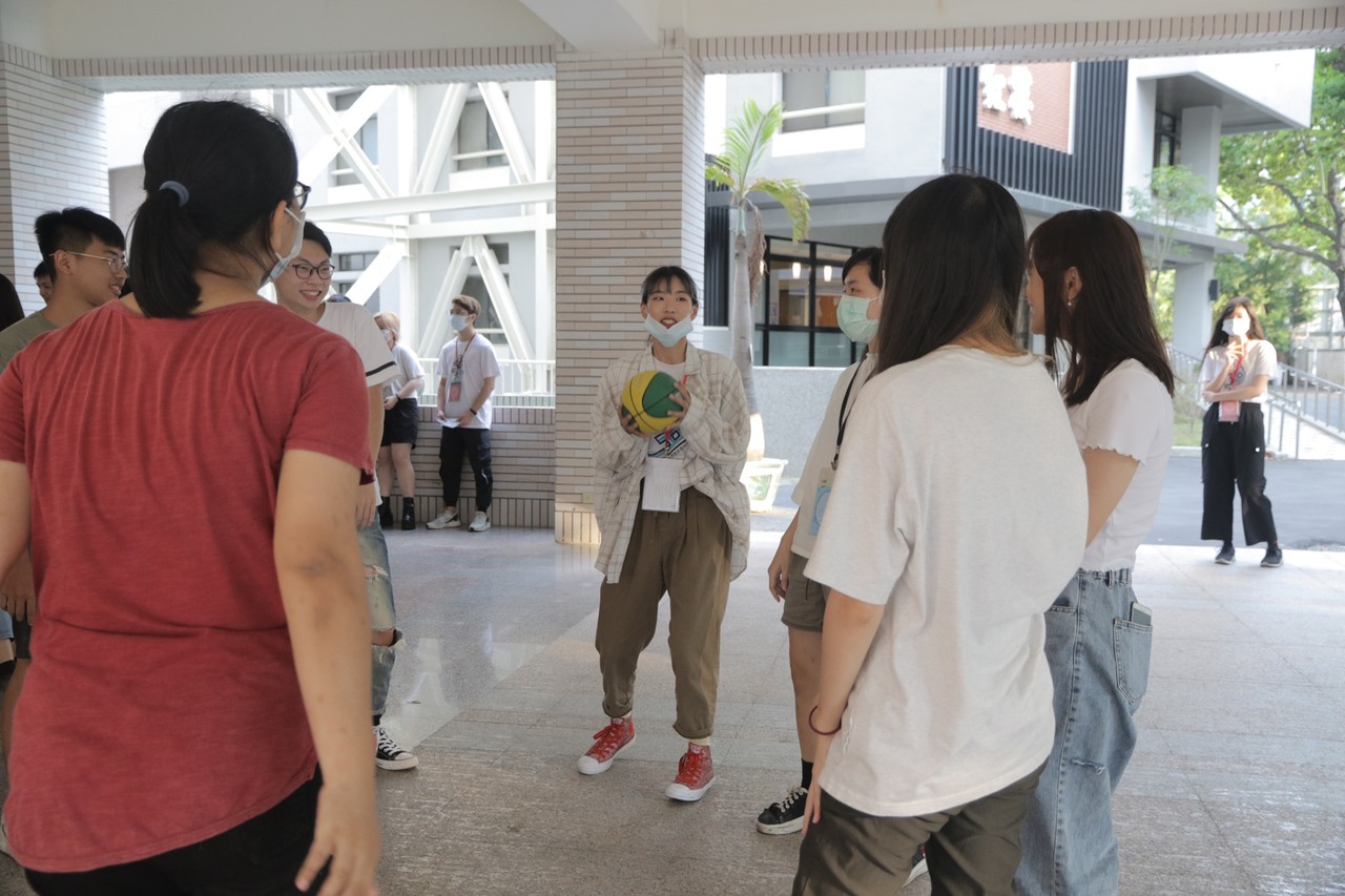 2020-09-16-AB三色逗–新生交流會圖片