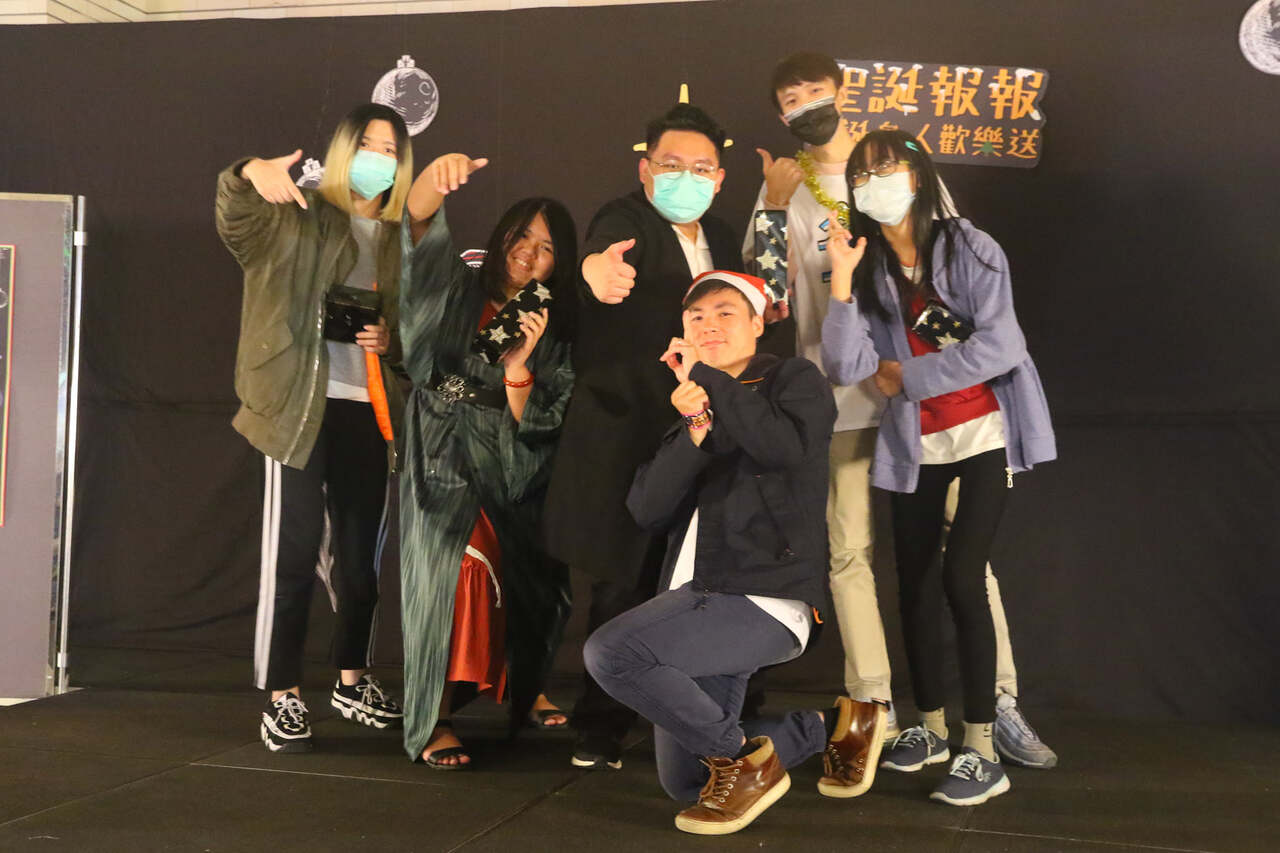 2020-12-16 聖誕報報—聖誕鳥人歡樂送圖片