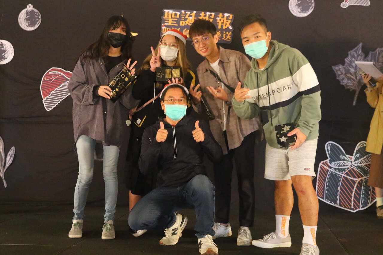 2020-12-16 聖誕報報—聖誕鳥人歡樂送圖片