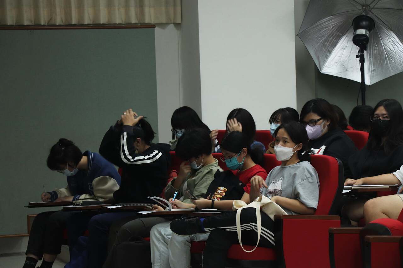 2021-11-12 國際大師 孫家隆 台日動畫二三事Image