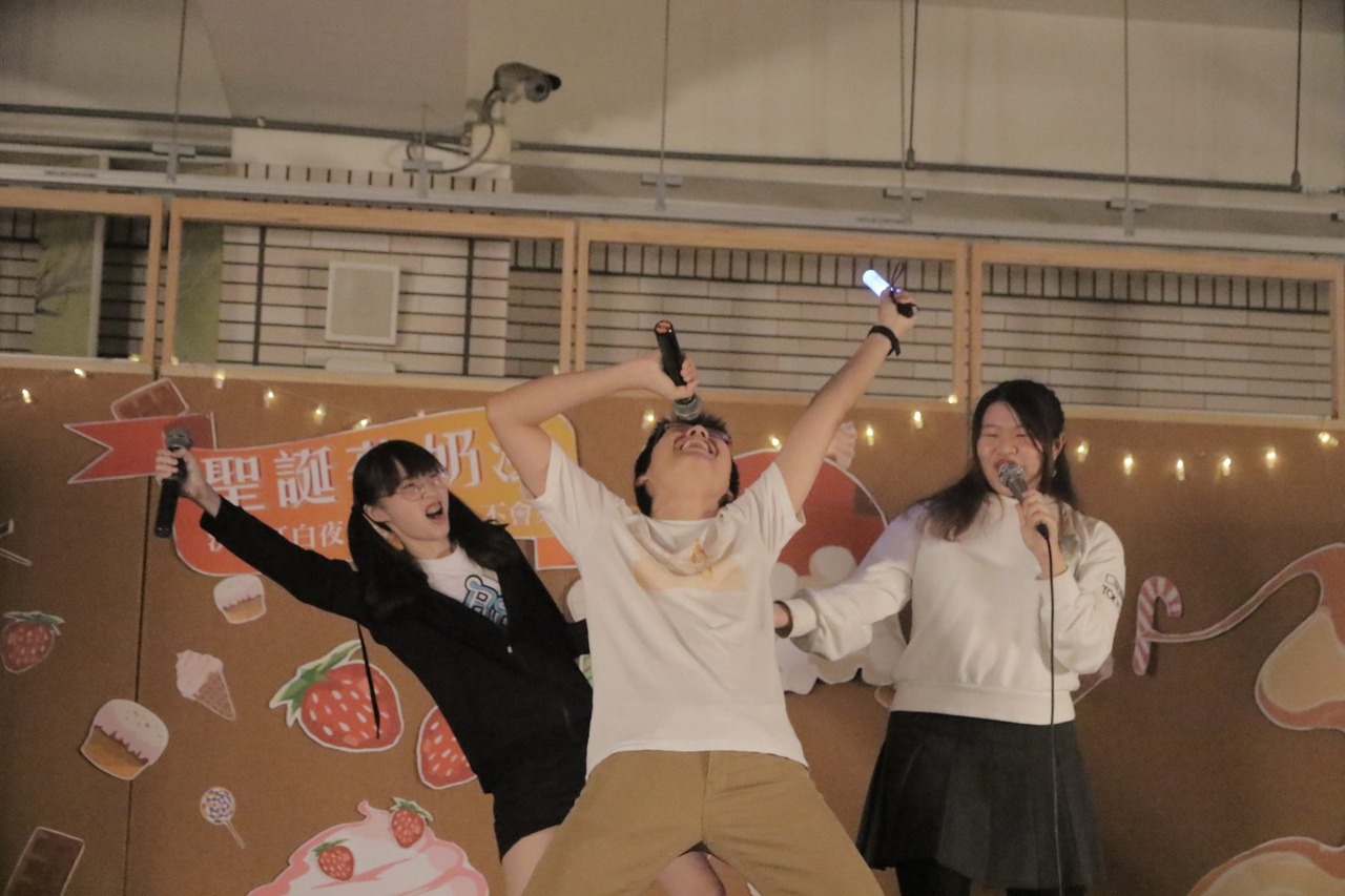 2019/12/19-聖誕莓奶滋-聖誕晚會圖片