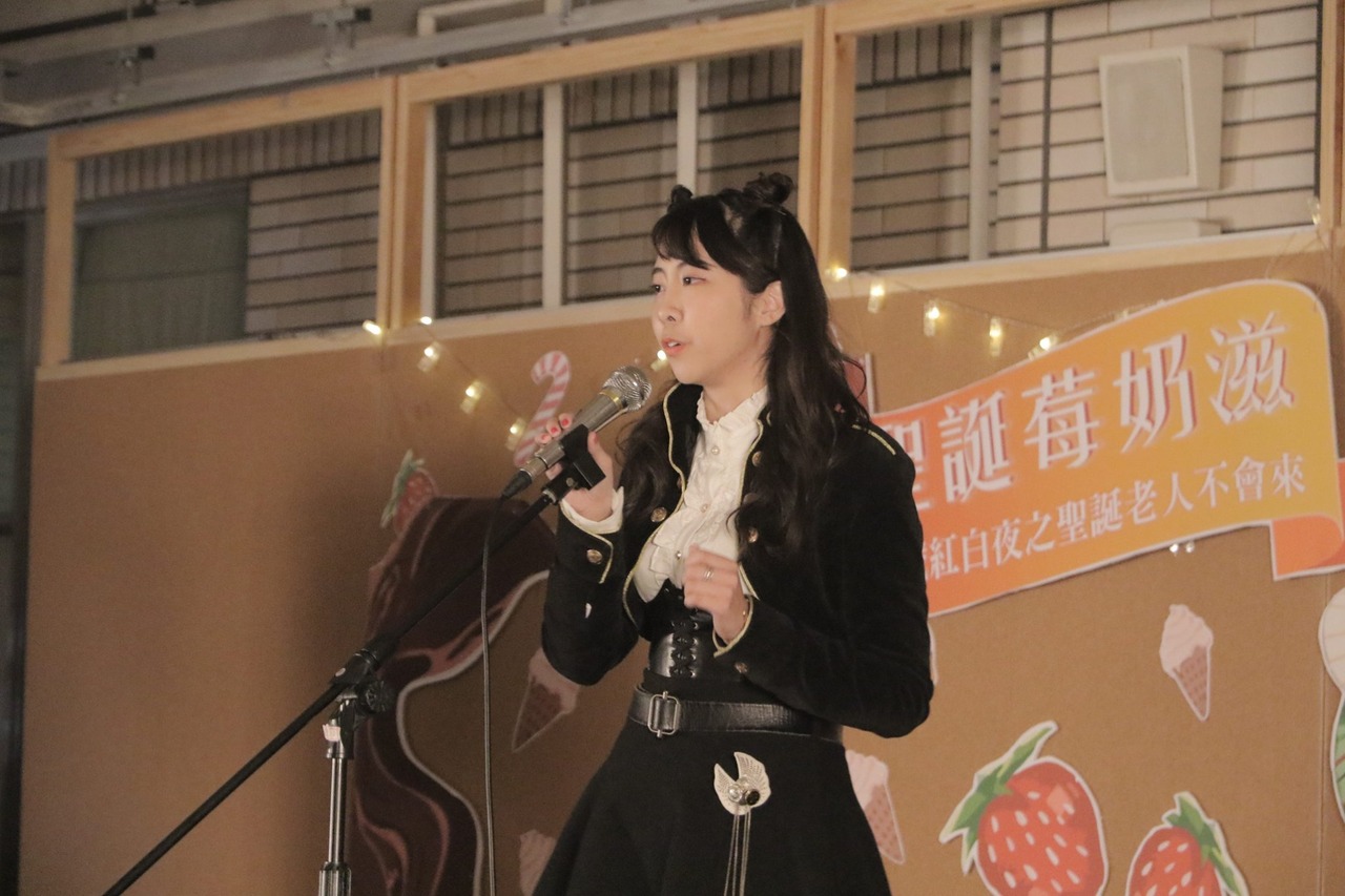 2019/12/19-聖誕莓奶滋-聖誕晚會圖片