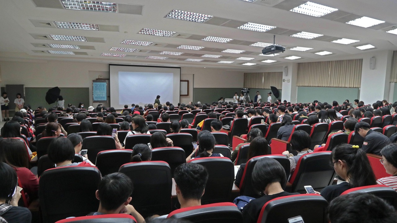 2019/09/11-108學年度第一學期期初系集會圖片