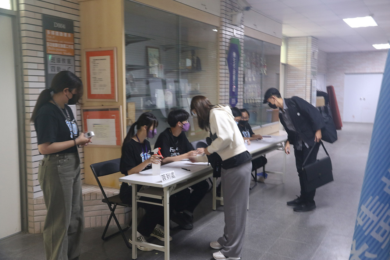 2023-05-09 你在香 什麼意石 三系聯合設計院週Image