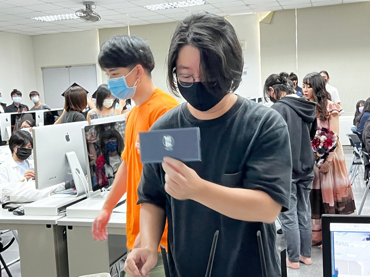2022-06-19-不畫了!今天休肝日-畢業送舊Image