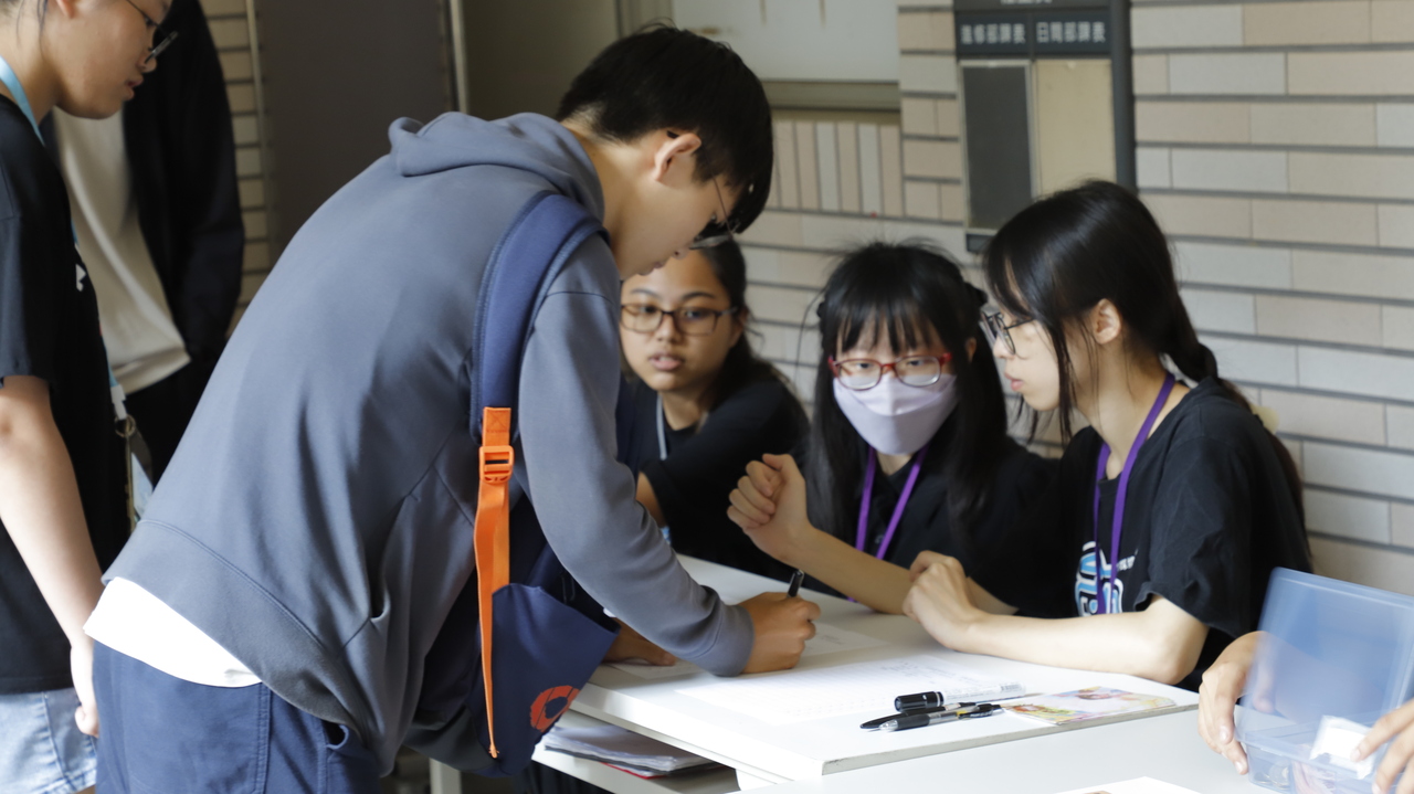 2023-09-13 「可以開麥交流一下嗎?」  新生交流會圖片